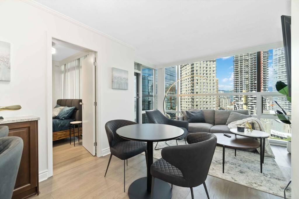 2Br Condo With Breathtaking View In Downtown! Free Parking - 6 Sleep Vancouver Extérieur photo